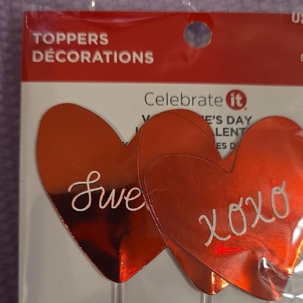 Celebrate It Heart Favor Boxes - Red and Pink